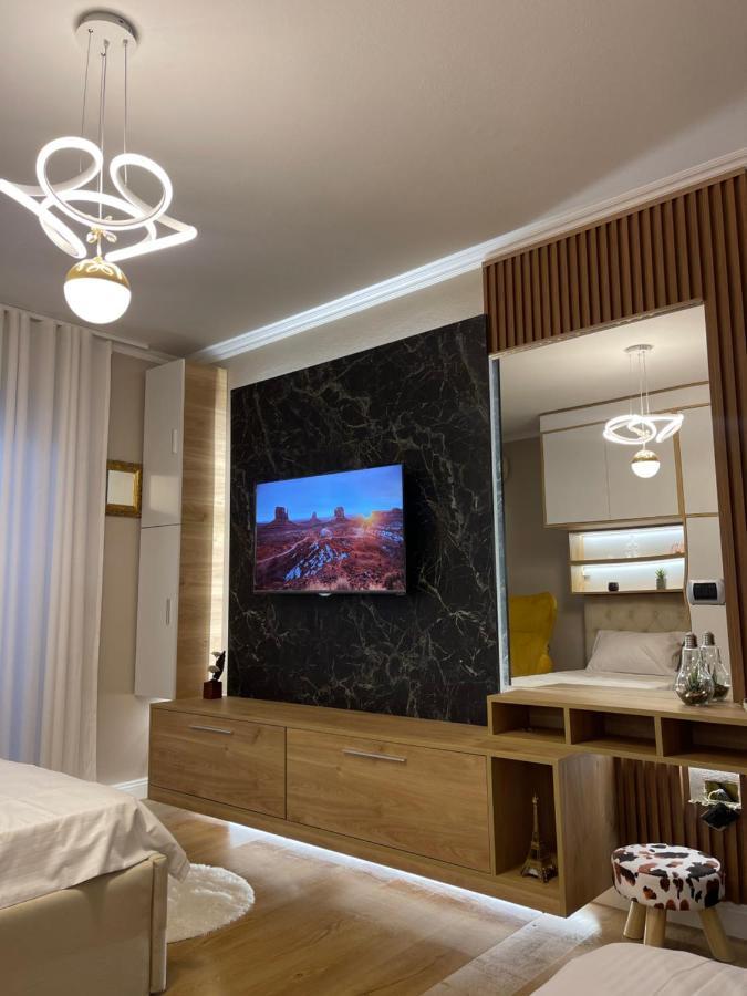 Superior 2Br Apartment ติรานา ภายนอก รูปภาพ